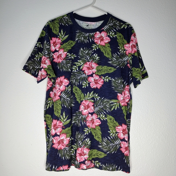 Refill Men's Hawaiian BlueNavy Floral Print T-shirt Short Sleeve Round Neck Sz M - Picture 1 of 10